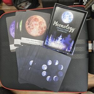 Moonology Oracle Cards Guidebook Set